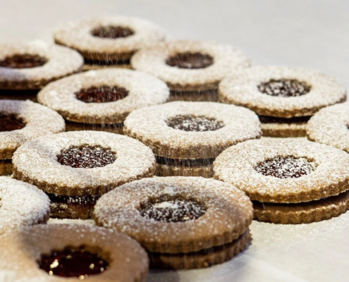 Linzer Sandwich Cookie